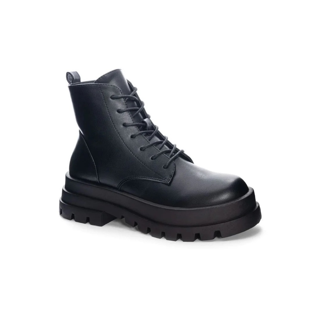 Chinese Laundry Military Vedder Boots, Black